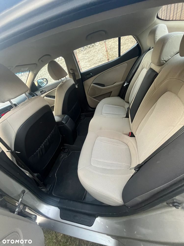 Kia Optima 1.7 CRDi M - 14