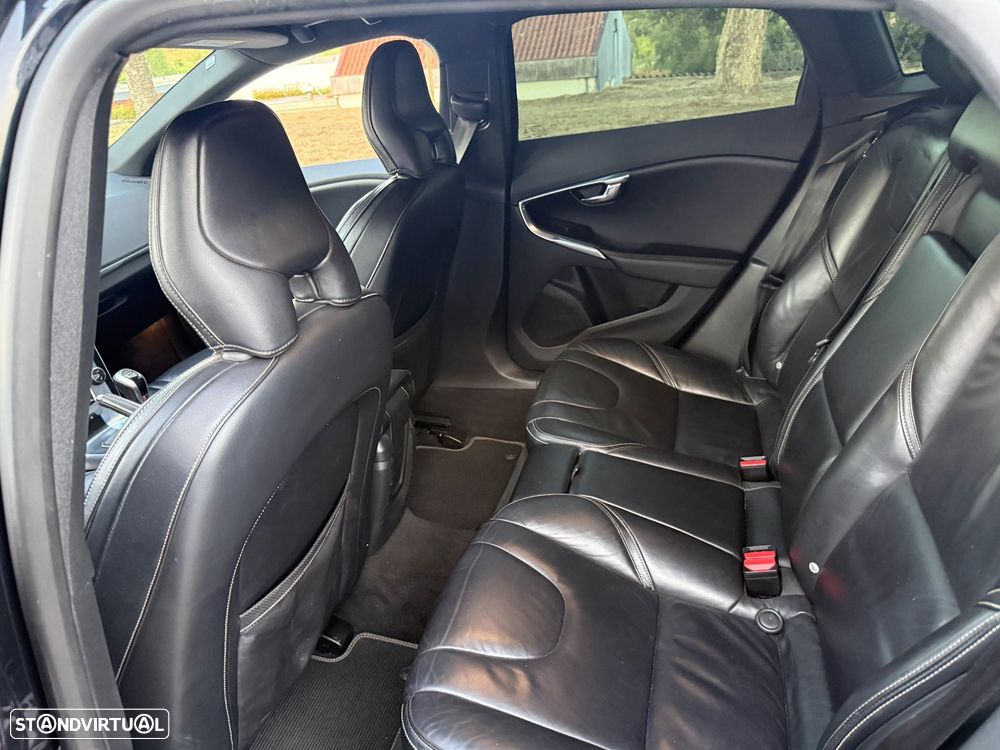 Volvo V40 D4 RDesign - 16