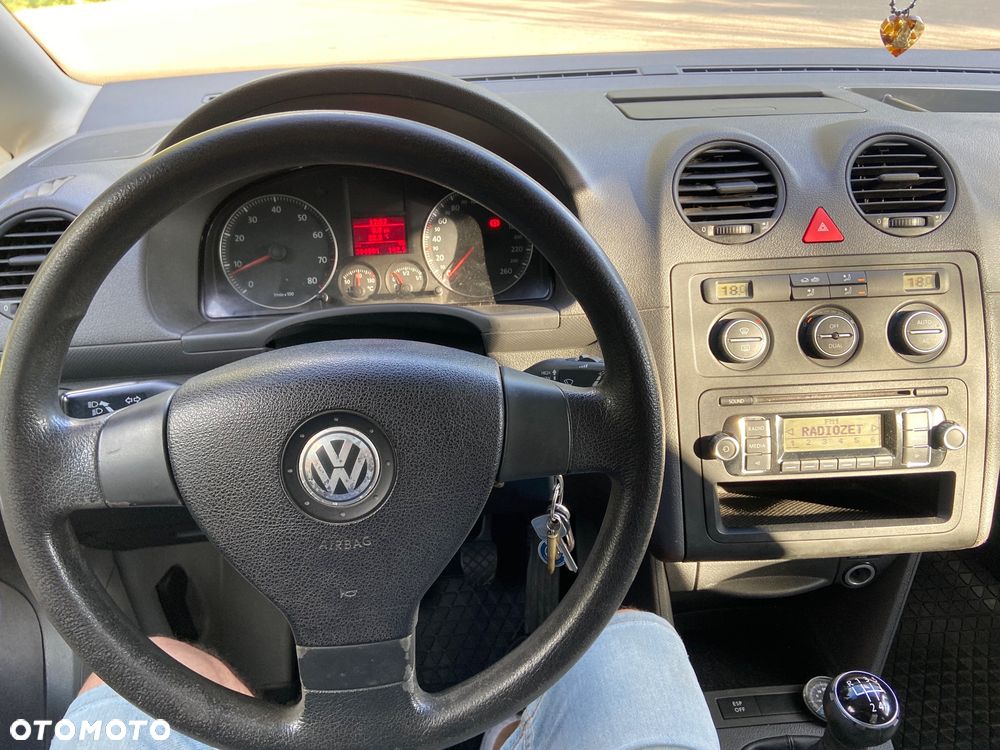 Volkswagen Caddy - 23
