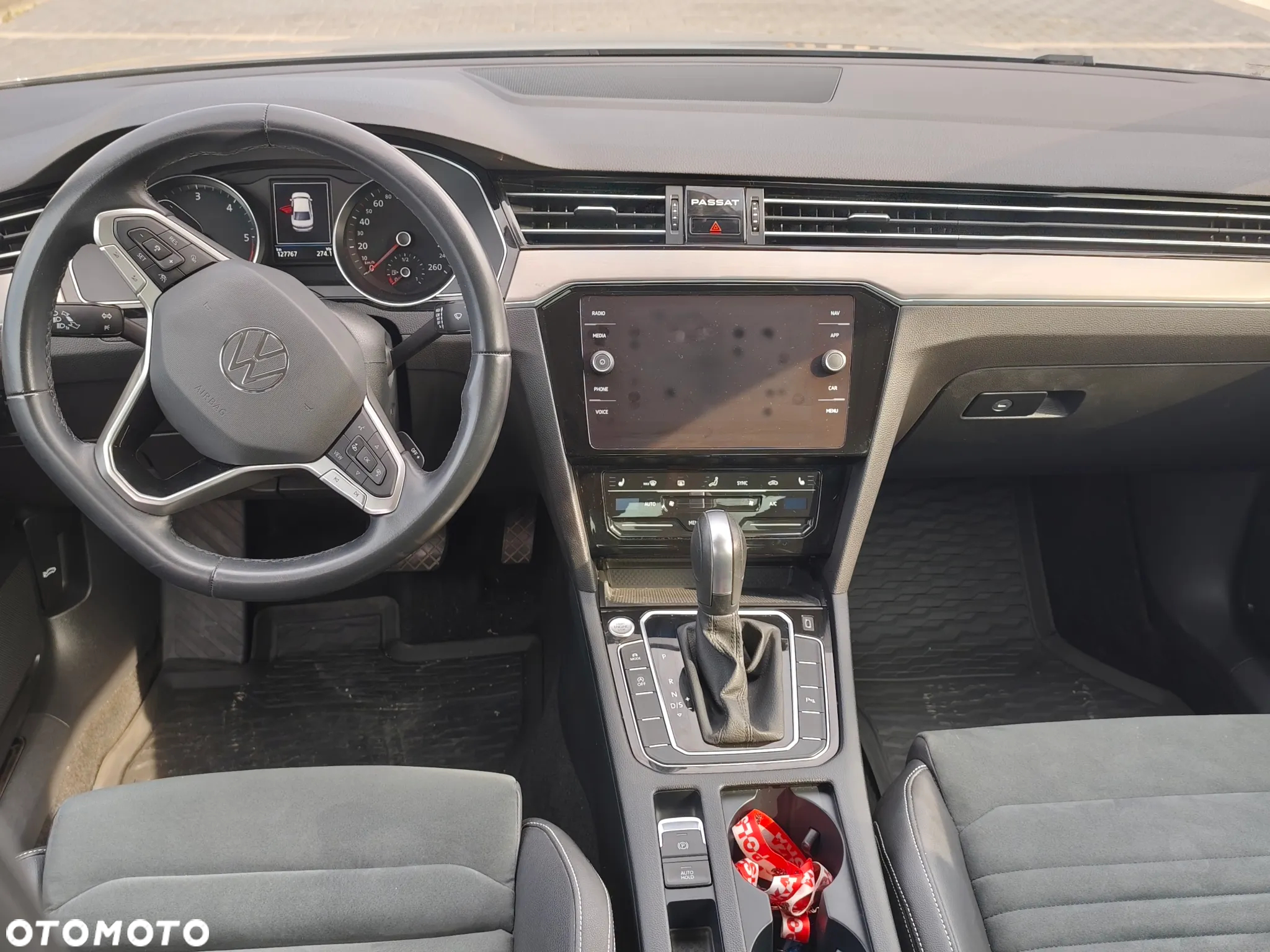 Volkswagen Passat 2.0 TDI EVO Elegance DSG - 9