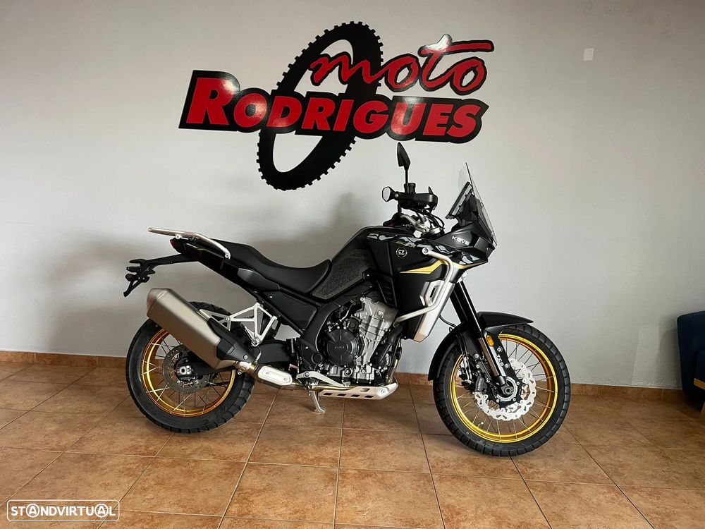 KOVE 800X Pro GT - (Disponível para Entrega Imediata) - OFERTA DE EQUIPAMENTO + CARTÃO DE DESCONTO EM COMBUSTÍVEL - 2