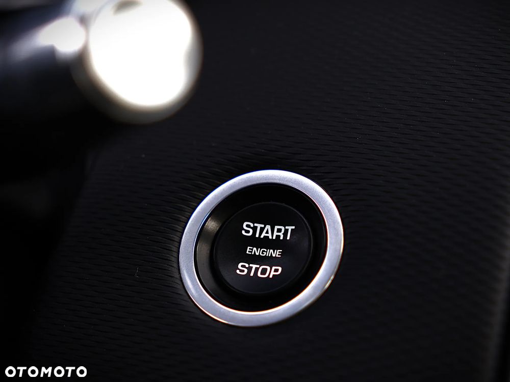 Land Rover Discovery Sport 2.0 D180 R-Dynamic - 20