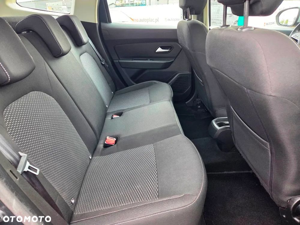 Dacia Duster 1.6 SCe Prestige - 30