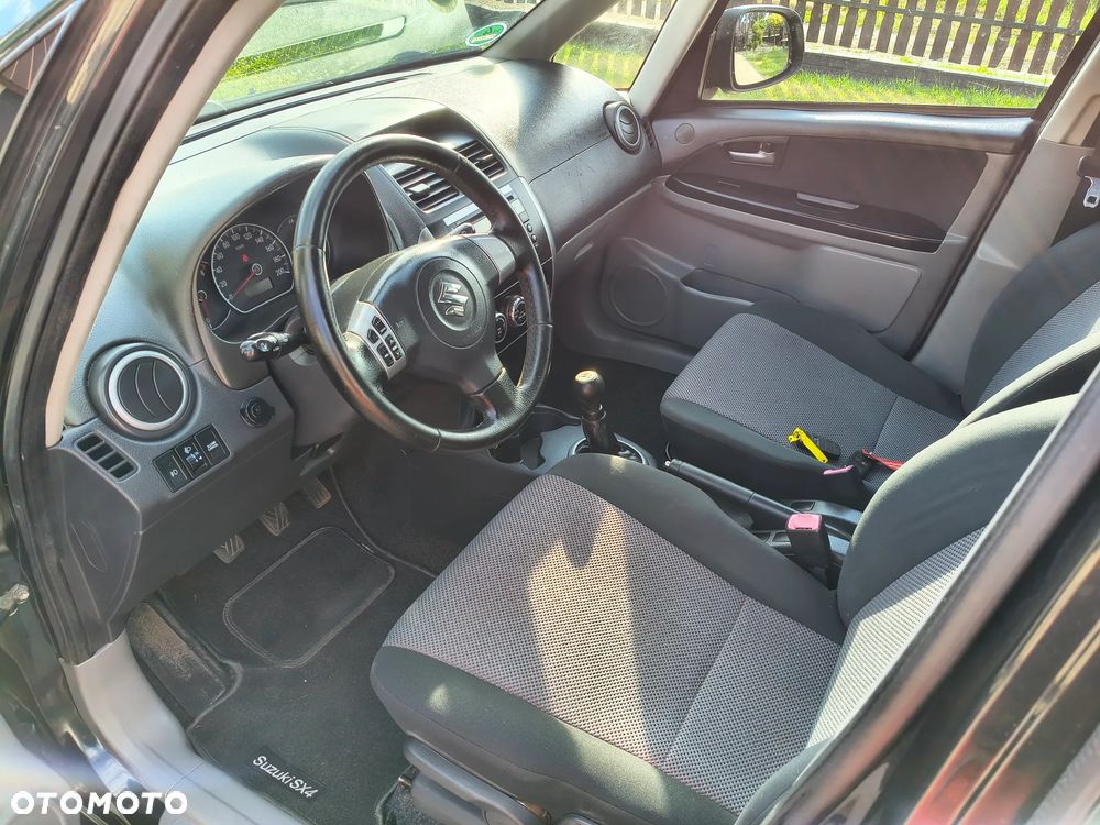 Suzuki SX4 - 14