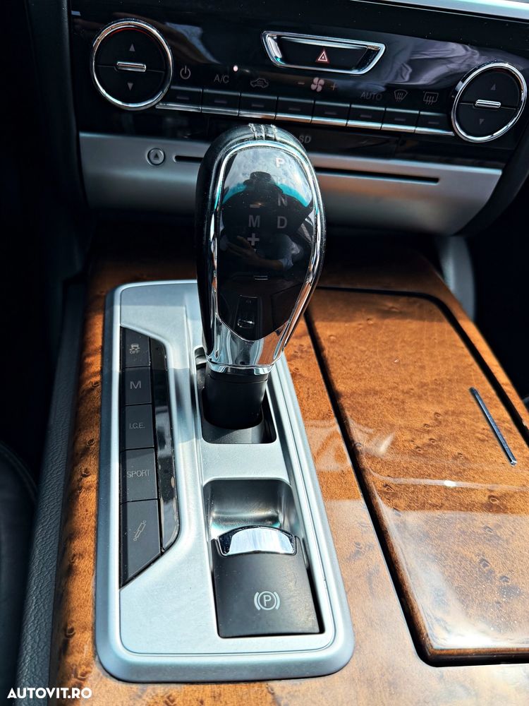 Maserati Quattroporte Q4 GranSport S - 24