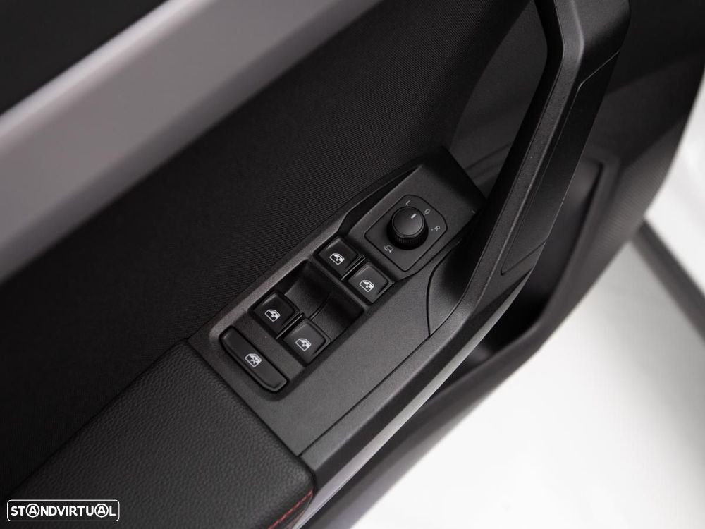 SEAT Arona 1.0 TSI FR - 12