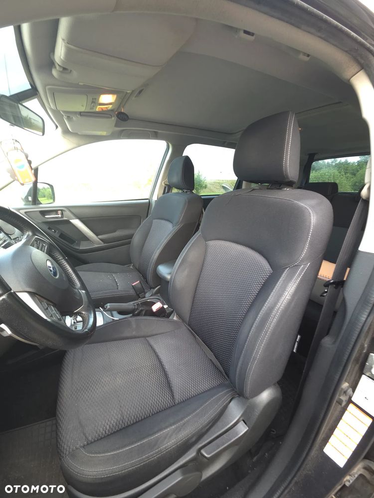Subaru Forester 2.0i Exclusive Lineartronic - 14