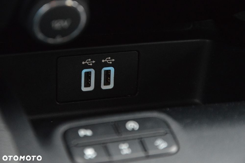 Ford Ranger 2.0 EcoBlue 4x4 DC Limited - 38