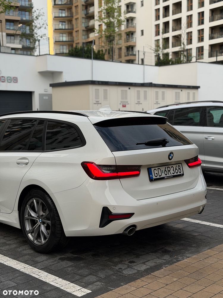 BMW Seria 3 318d Advantage - 11