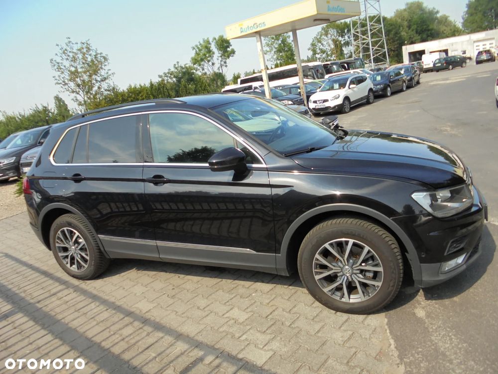 Volkswagen Tiguan 2.0 TDI SCR 4Motion (BlueMotion Techn.) DSG Highline - 39
