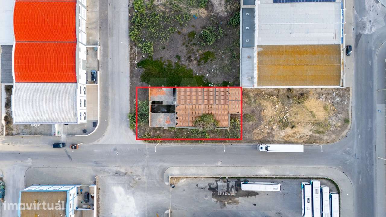 Terreno Urbano 800 m² com Infraestruturas — Zona Industrial de Peniche - Grande imagem: 4/12