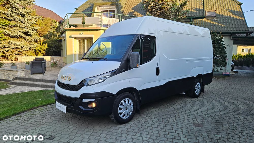 Iveco Daily 35S17 3,0D 170KM I Właściciel L2H2 Średniak Hak 3,5T Webasto Klima Fotel Bujany - 2