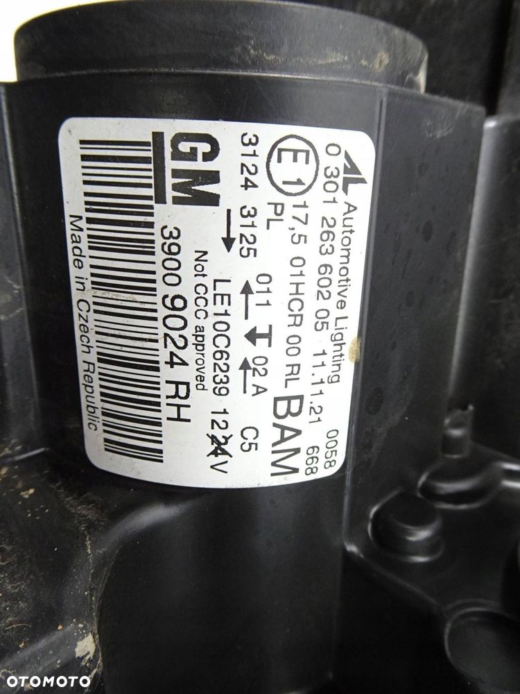 lampa prawy przód opel zafira c anglik - 10