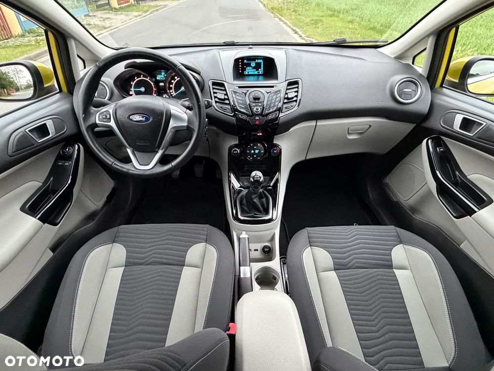 Ford Fiesta 1.0 EcoBoost Titanium EU6 - 34