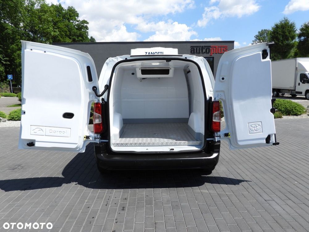 Toyota PROACE CITY  FURGON CHŁODNIA  -15*C ZASILANIE 230V TEMPOMAT KLIMATYZACJA  100KM - 13
