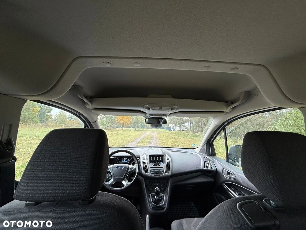 Ford Transit Connect - 22
