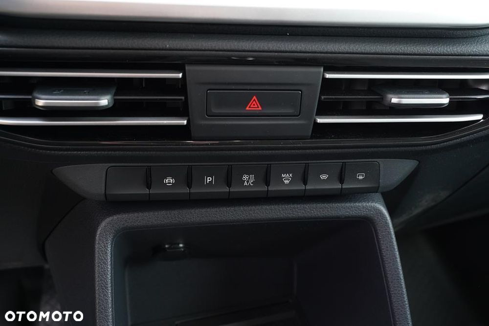 Ford Transit Connect '24 L2 Limited - 16