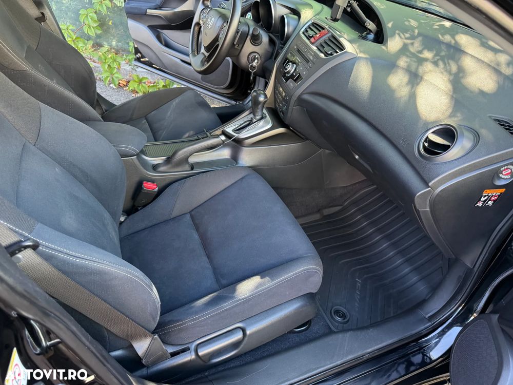 Honda Civic 1.8i Aut Sport - 15