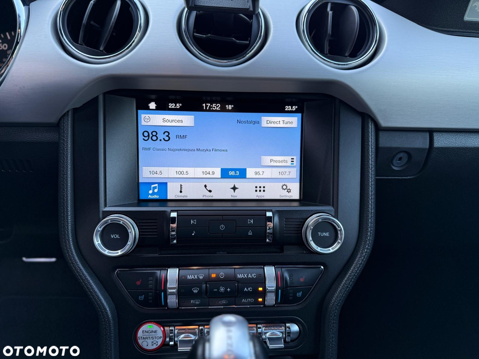 Ford Mustang 5.0 V8 GT - 17
