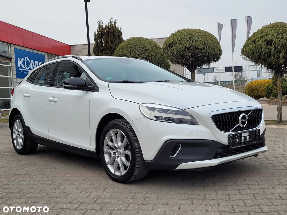 Volvo V40 Cross Country D2 Momentum - 29