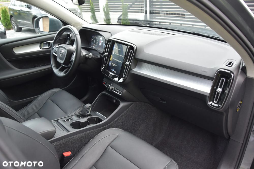 Volvo XC 40 D3 Geartronic Momentum - 28