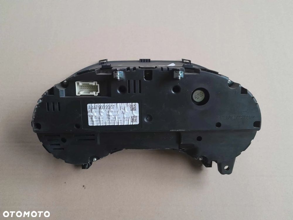 LICZNIK ZEGARY MERCEDES VITO W447 14- EUROPA a4479002007 - 3