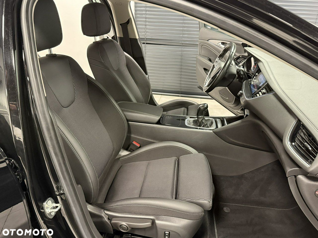 Opel Insignia 2.0 CDTI Sports Tourer ecoFLEXStart/Stop Innovation - 28