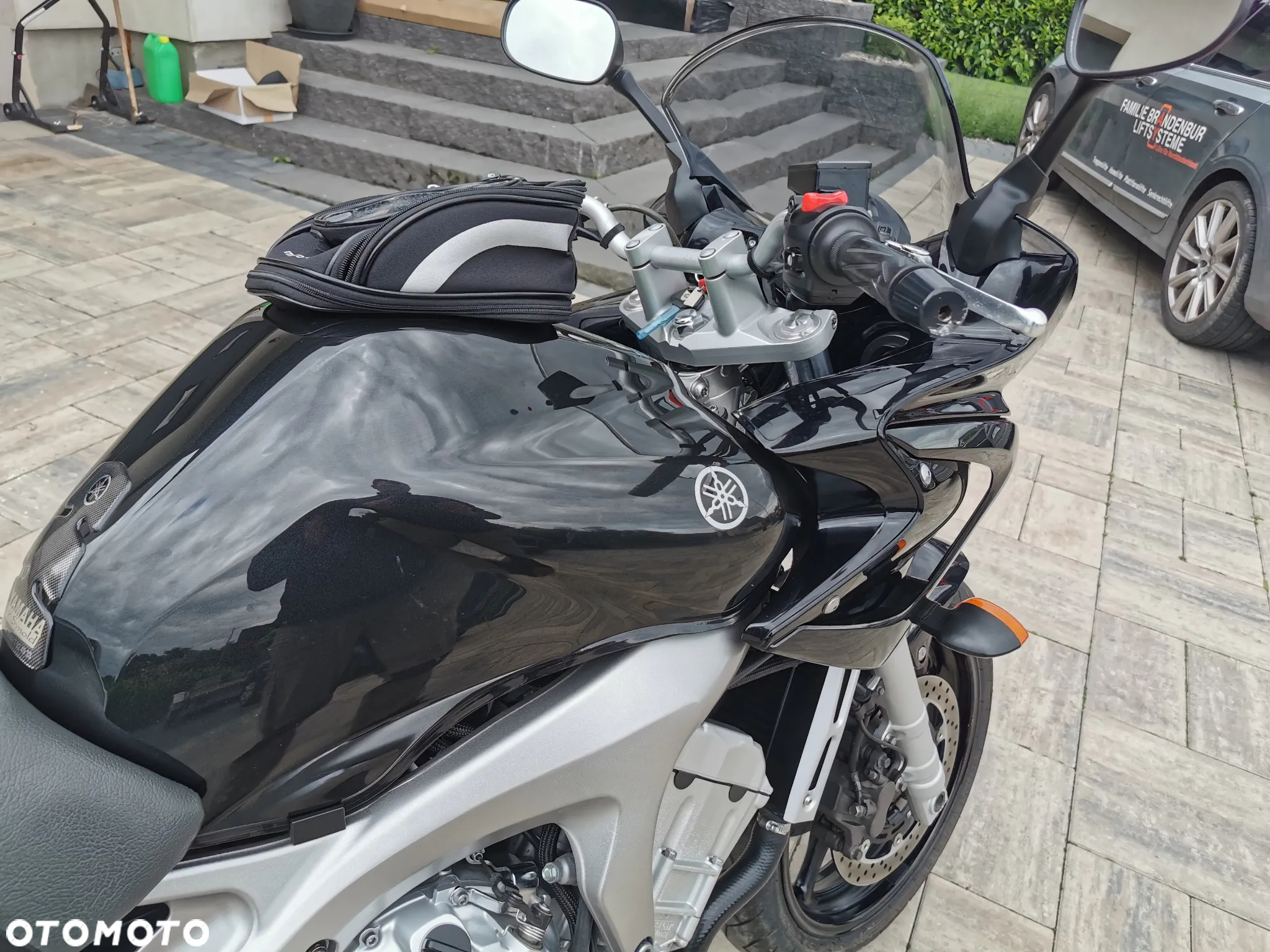 Yamaha FZ6 - 22