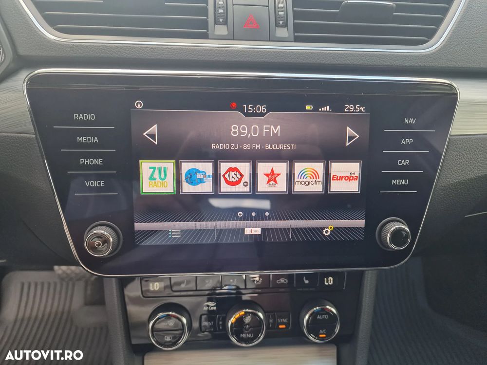 Skoda Superb 2.0 TDI DSG Ambition - 5