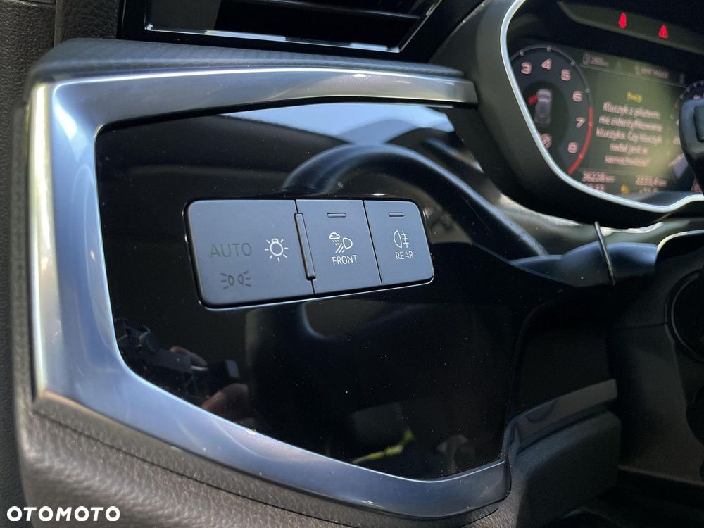 Audi Q3 35 TFSI Advanced S tronic - 25