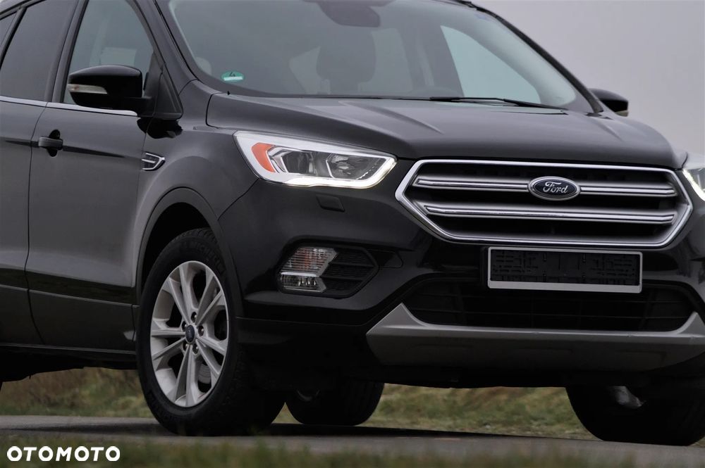 Ford Kuga - 17