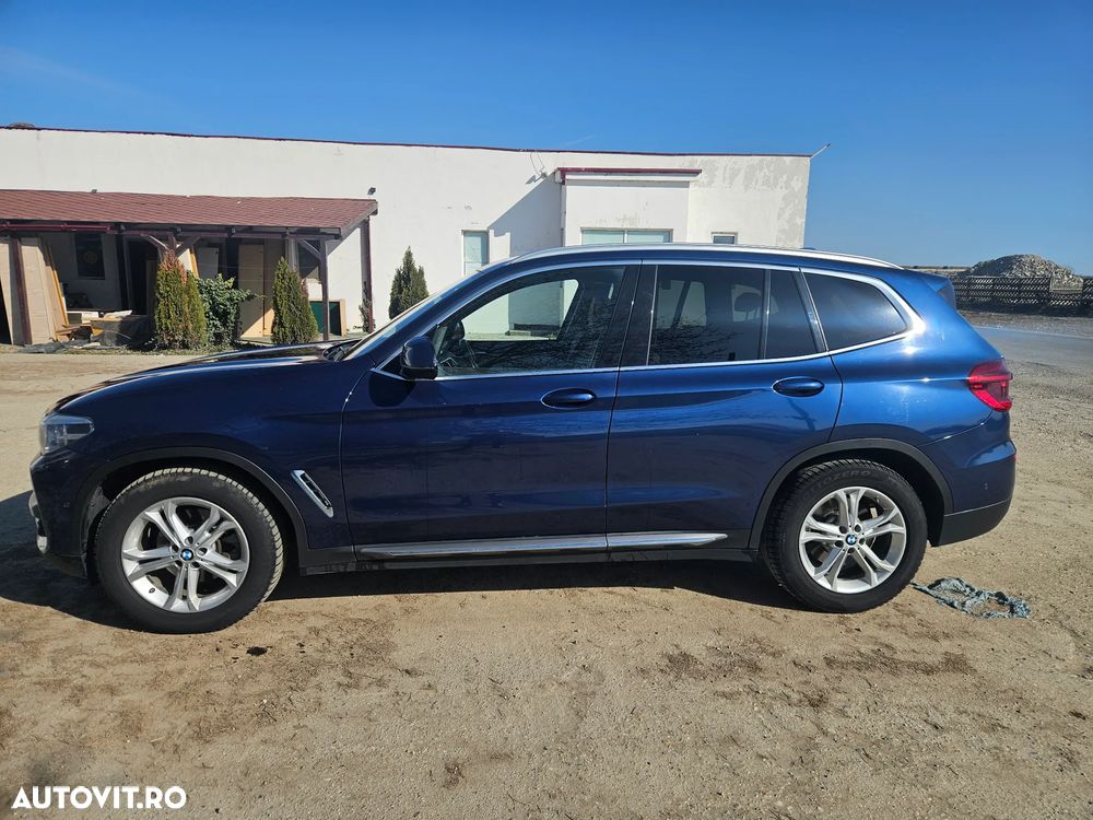 BMW X3 xDrive20d AT Luxury Line - 2