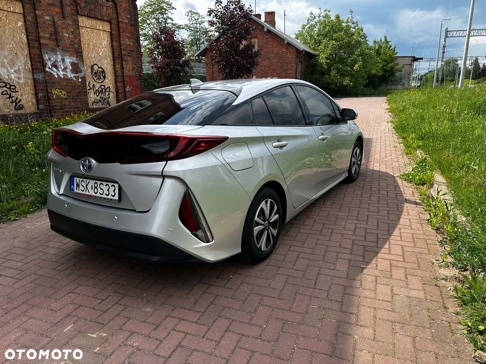 Toyota Prius - 9