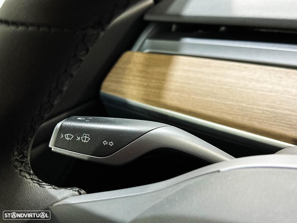 Tesla Model 3 Long-Range Dual Motor AWD - 40