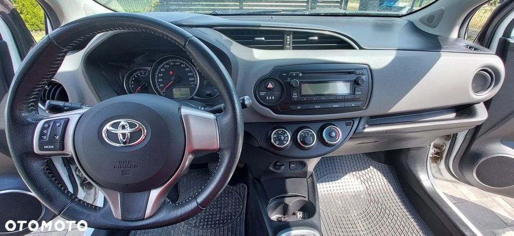 Toyota Yaris 1.0 Active - 4