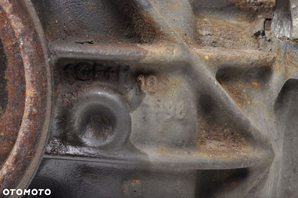 W212 E63 AMG 5.5 V8 558KM MOST A2183503800 2.65 - 4