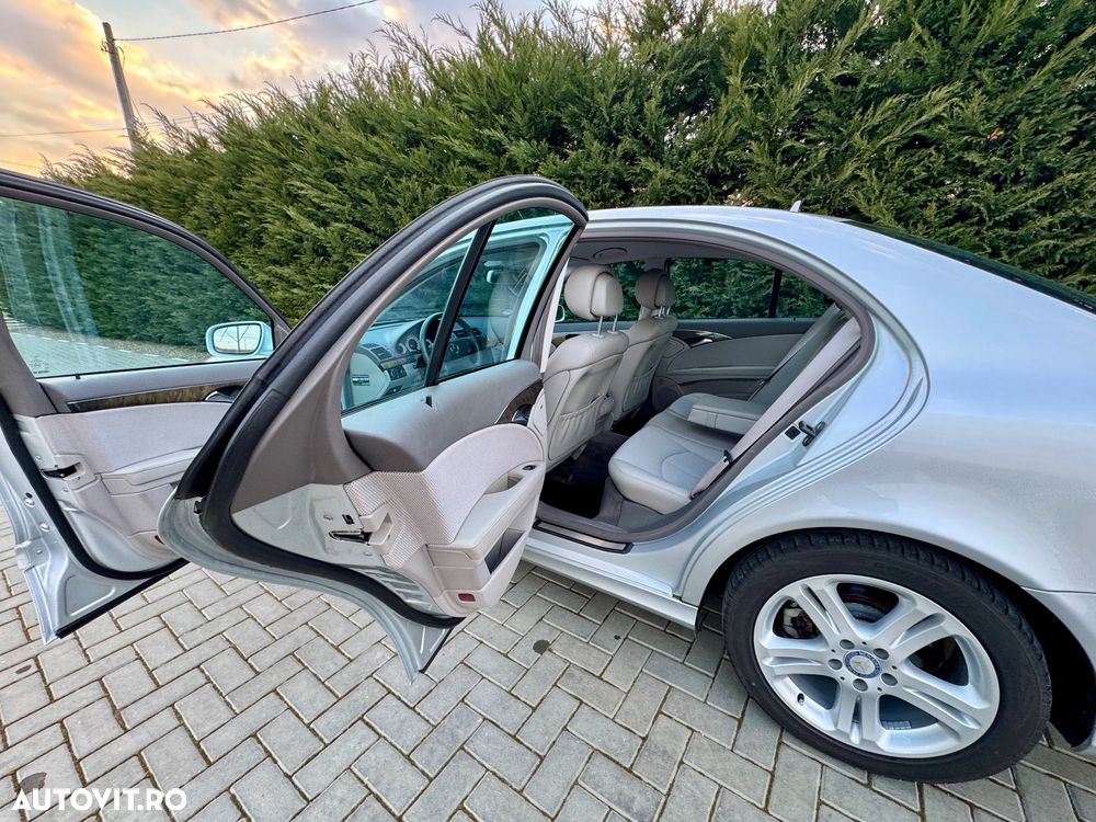 Mercedes-Benz E - 18