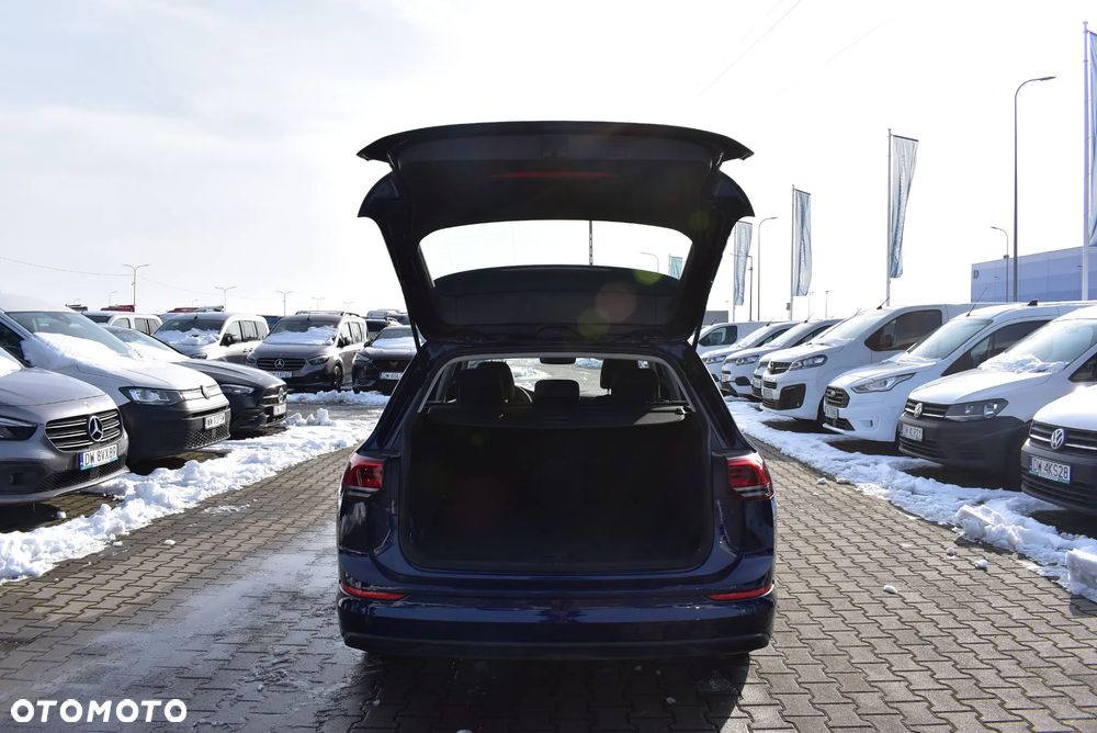 Volkswagen Golf 1.5 eTSI OPF DSG Life - 13