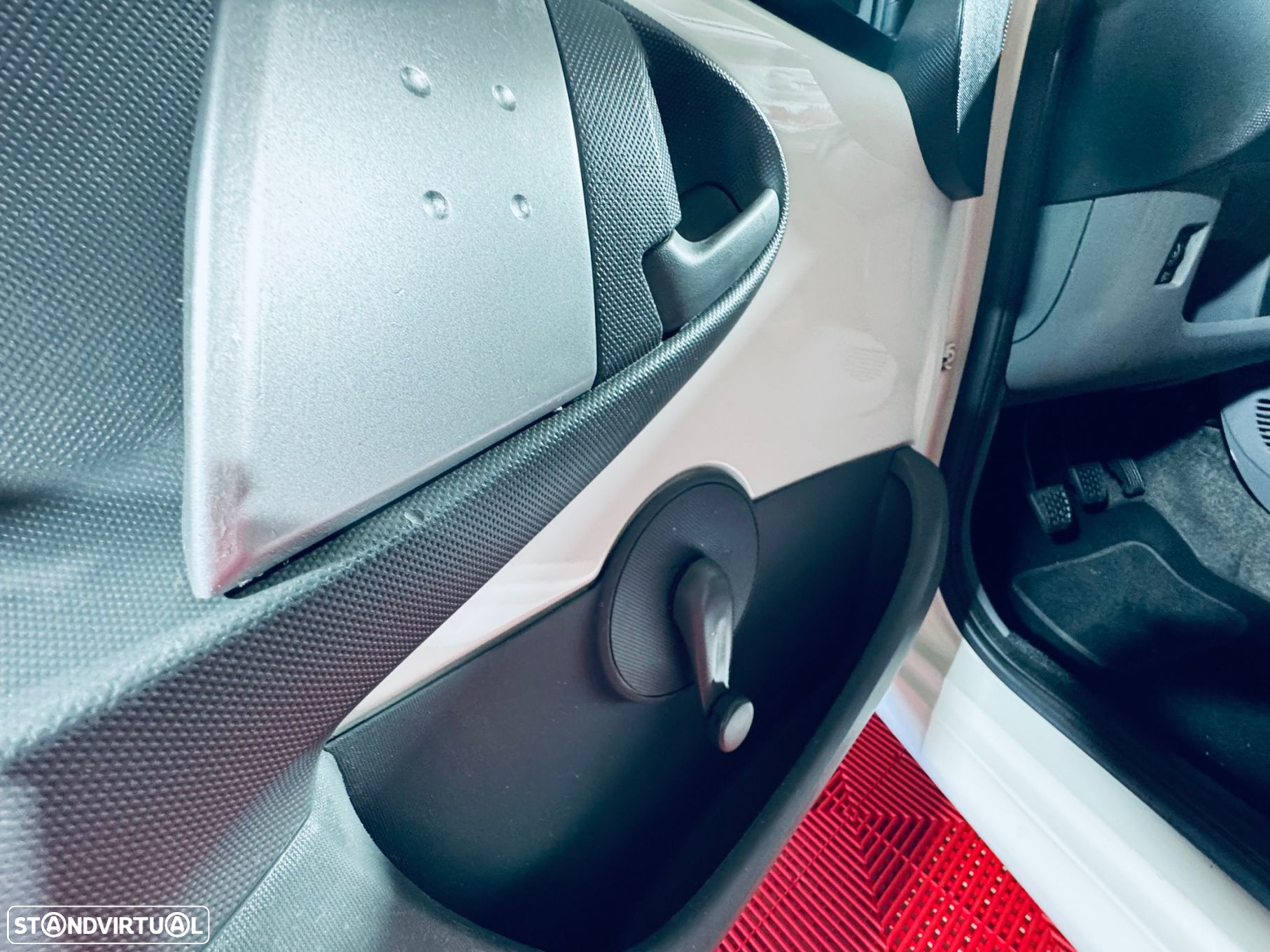 Peugeot 107 1.0 Access - 18