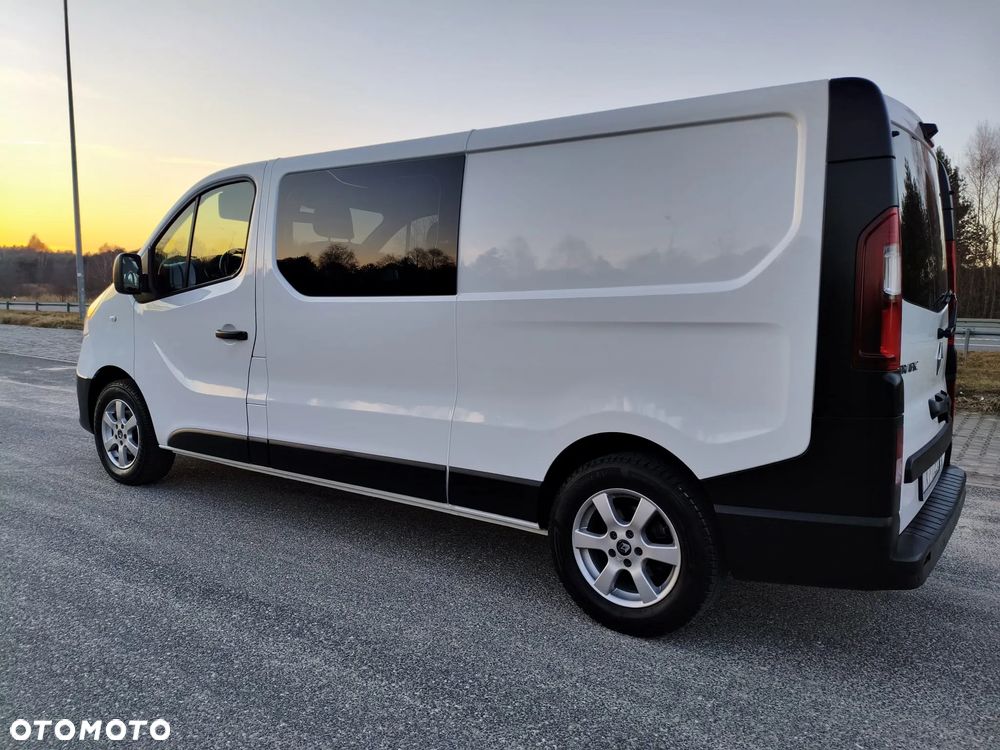 Renault Trafic 2.0 dCi - 13