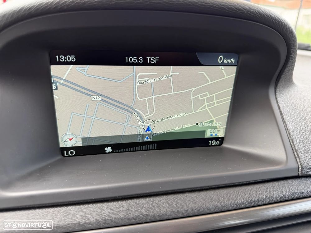 Volvo XC 70 2.0 D4 Summum Dynamic Geartronic - 29