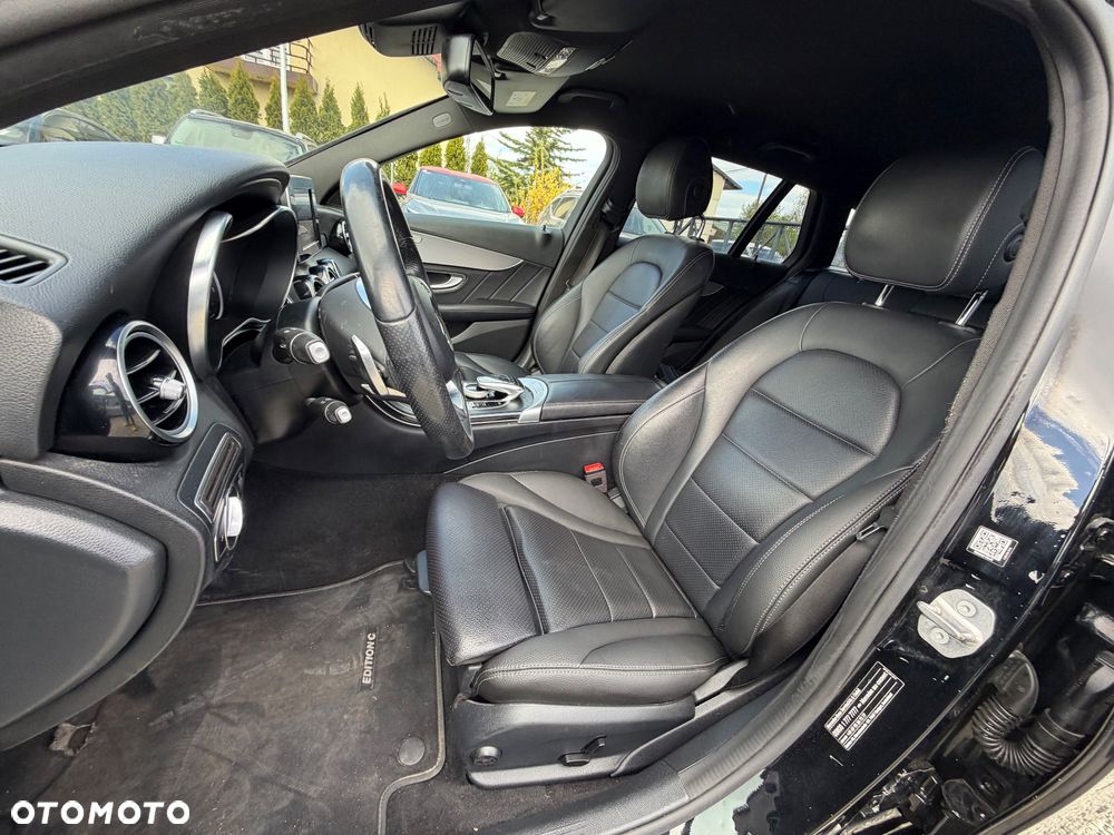 Mercedes-Benz Klasa C 180 9G-TRONIC AMG Line - 34