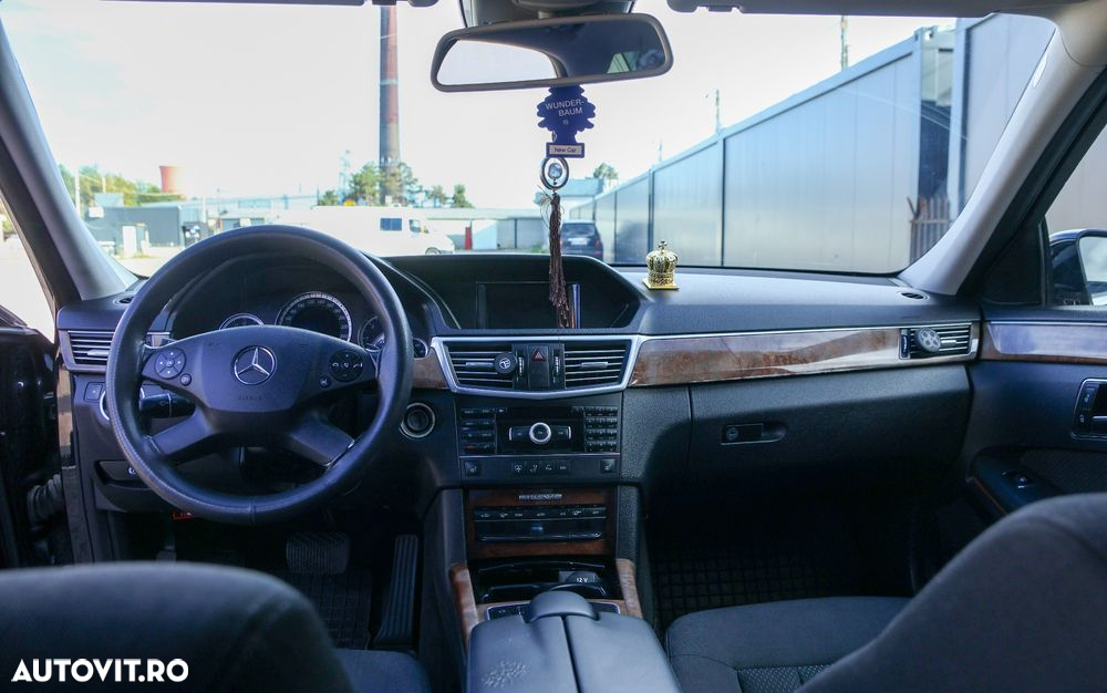 Mercedes-Benz E 220 CDI BlueEfficiency Aut. - 17