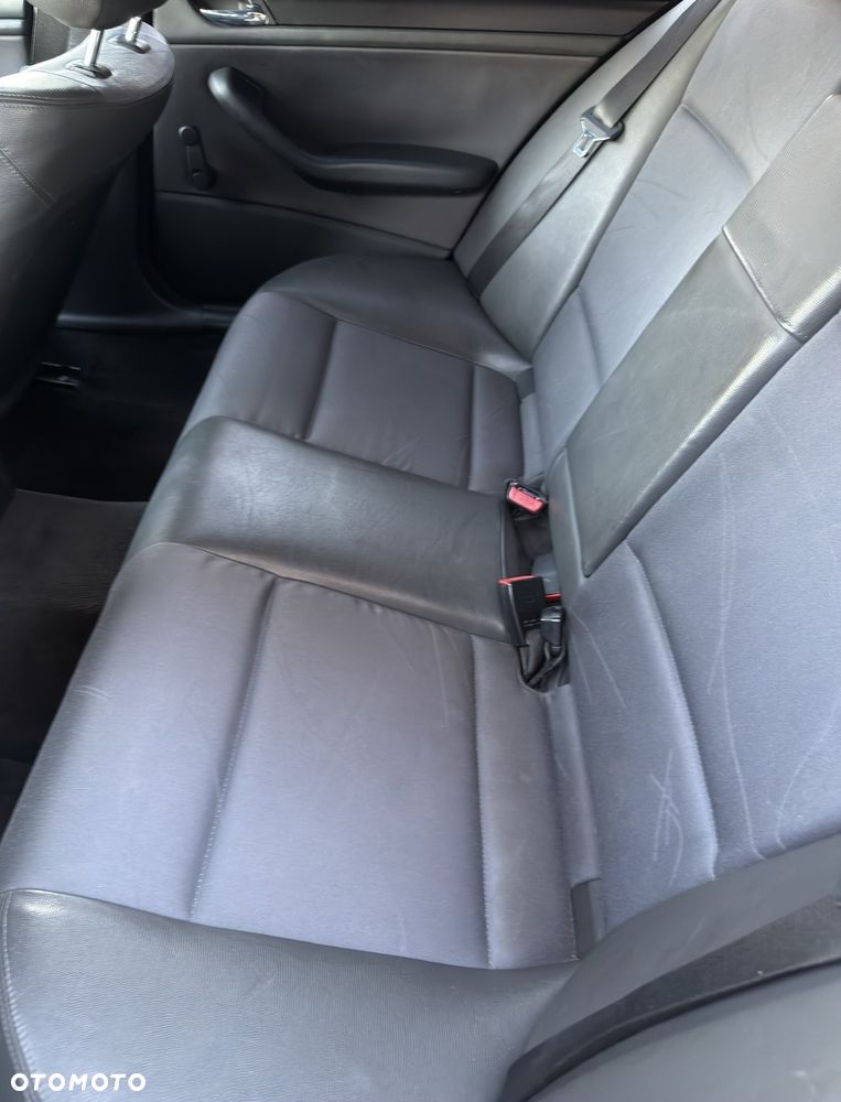 BMW Seria 3 320d - 14