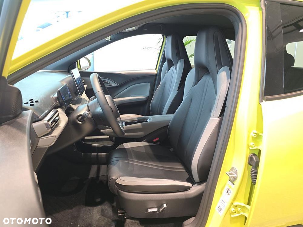 BYD Dolphin Surf 43.2kWh Comfort - 10