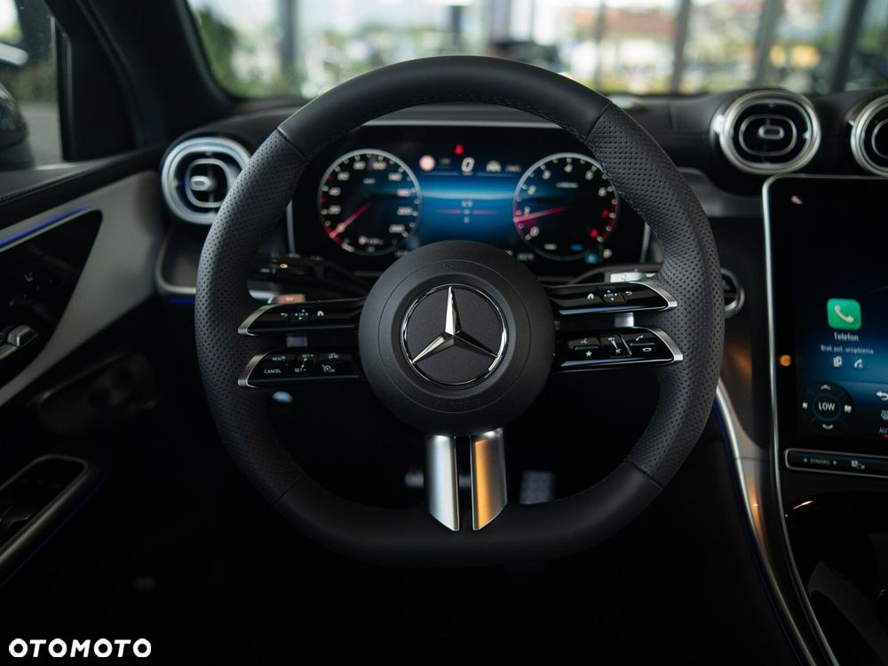 Mercedes-Benz GLC - 13