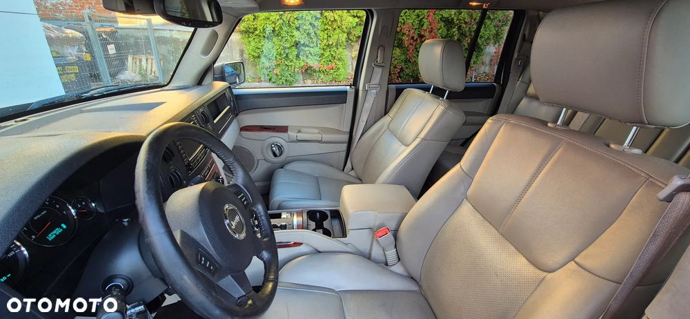 Jeep Commander 5.7 V8 HEMI Automatik Limited - 5