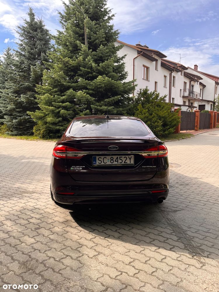 Ford Fusion - 7