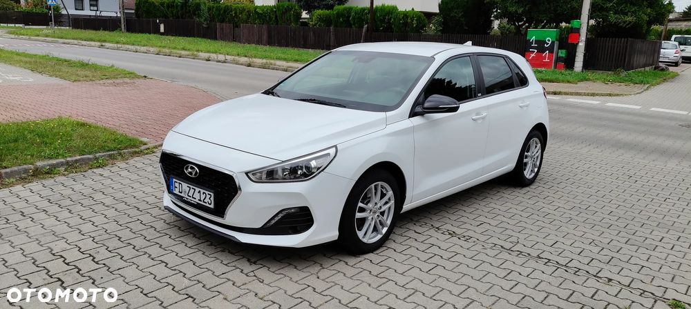 Hyundai i30 1.0 T-GDI GO Plus - 1
