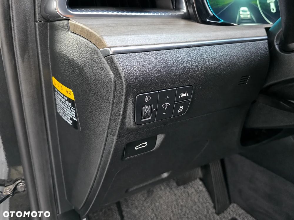 Kia K5 - 20